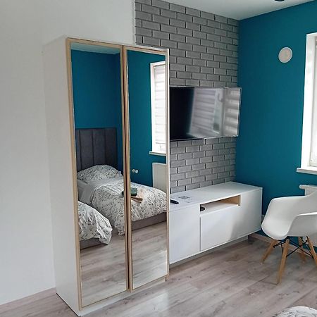 Apartament Z Lozem Malzenskim - Bezplatny Parking Πόζναν Εξωτερικό φωτογραφία